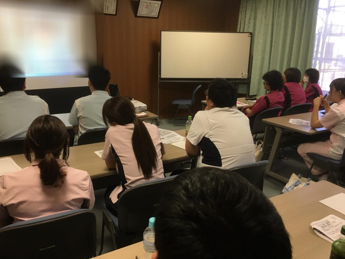 愛知県名古屋市【医療法人 清水会】様の老人保健施設の職員さんを対象に認知症研修をしました。