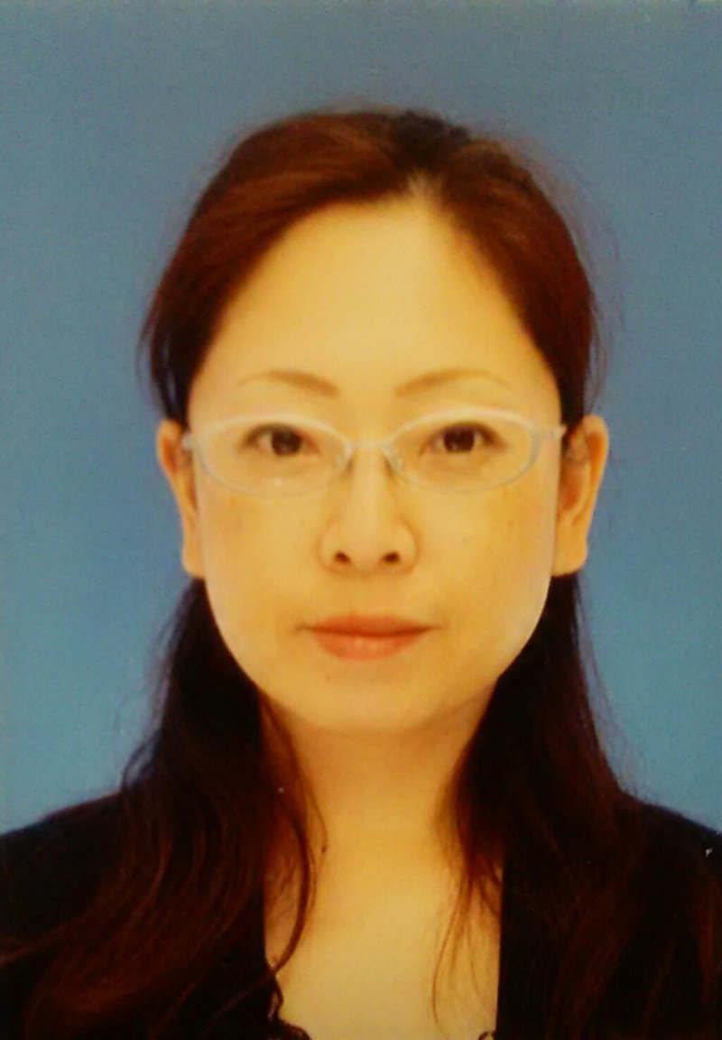 井本　靖子